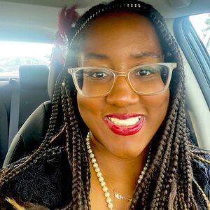 Meet your Posher, Janae